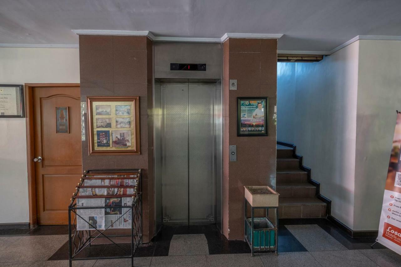 Oyo 628 Losari Metro Μακασάρ Εξωτερικό φωτογραφία