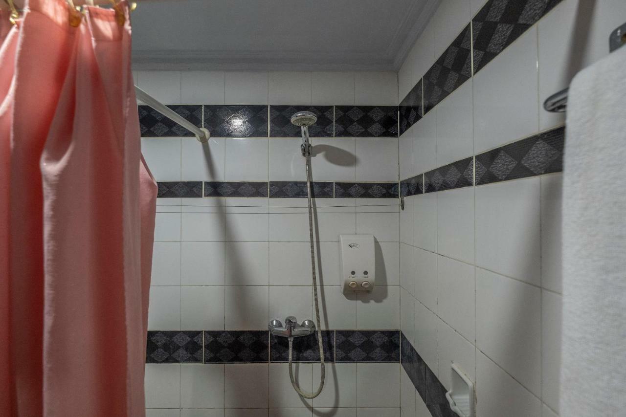 Oyo 628 Losari Metro Μακασάρ Εξωτερικό φωτογραφία